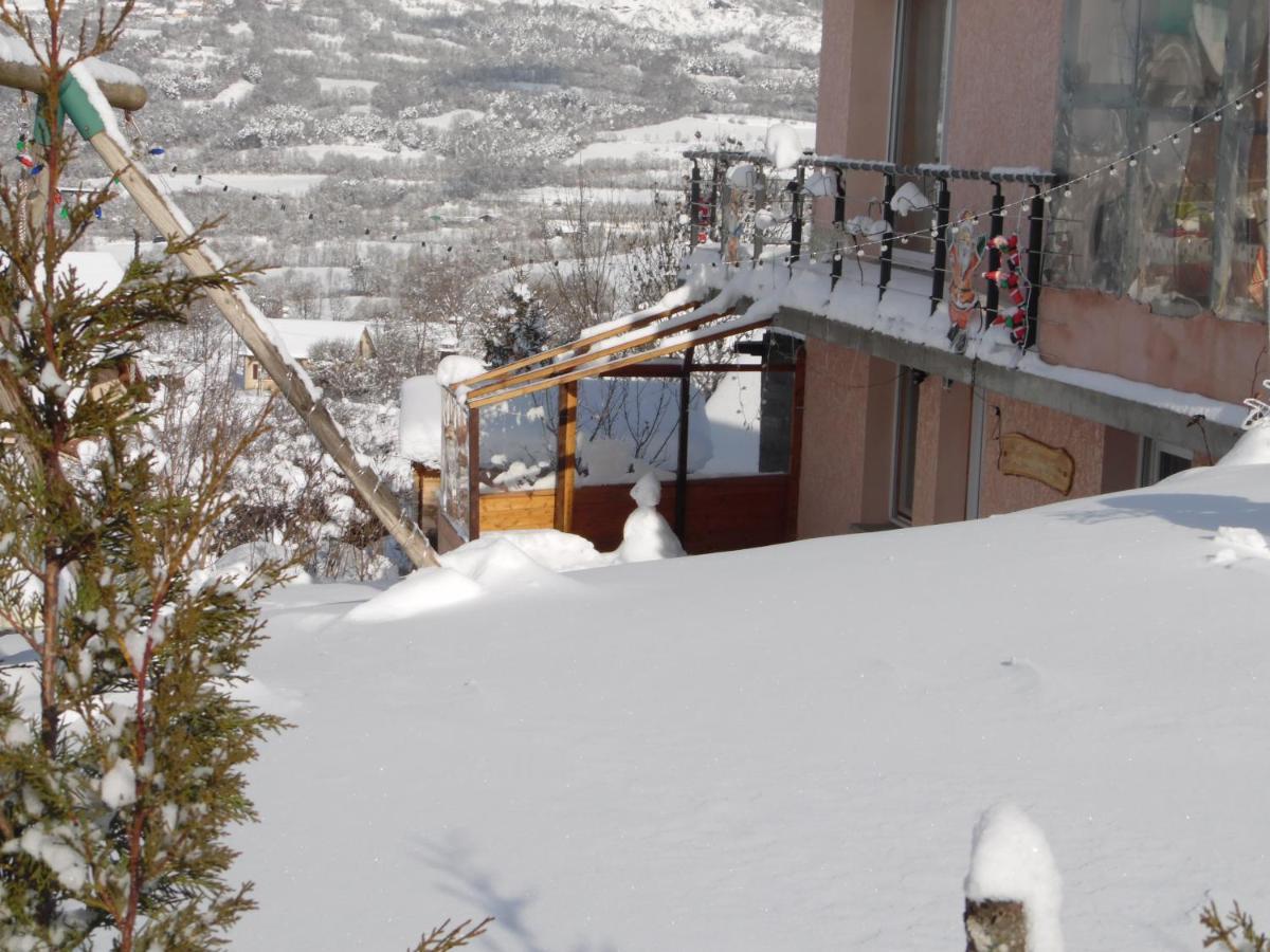 Appartamento La Collinette Saint-Laurent-du-Cros Esterno foto